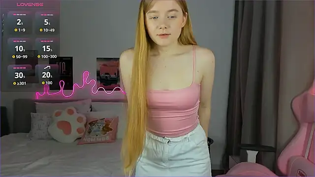 Snapshot of EvaRaee chatting on 03-13-26, 06:20 EvaRaee online show from 03-13-26, 06:20