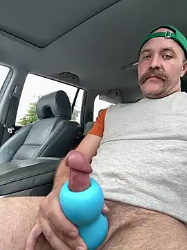 Snapshot of Fistfullock chatting on 03-27-26, 05:23 Fistfullock online show from 03-27-26, 05:23