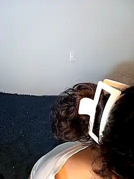 Snapshot of Lili__Clan chatting on 03-18-26, 12:58 Lili Clan online show from 03-18-26, 12:58