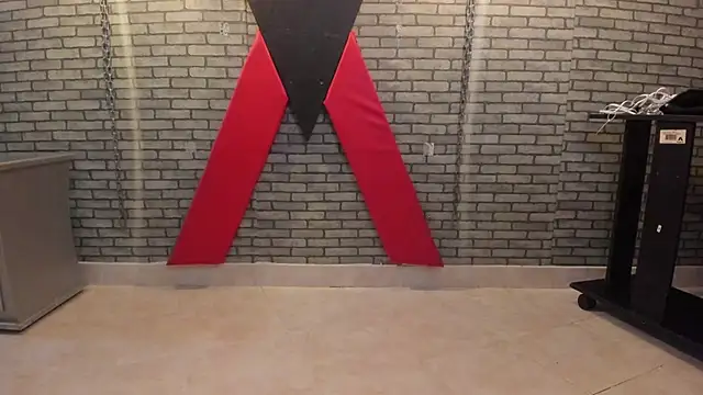 hillary bigbutt online show from 05-07-26, 10:31