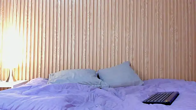 Snapshot of samantha_duart3 chatting on 03-17-26, 12:08 samantha duart3 online show from 03-17-26, 12:08