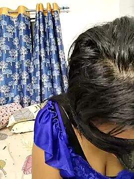 Snapshot of Cute-aryaa chatting on 04-15-26, 06:04 Cute-aryaa online show from 04-15-26, 06:04