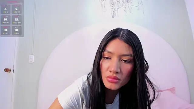 Snapshot of Violett_Rosse_ chatting on 03-04-26, 04:13 Violett Rosse online show from 03-04-26, 04:13