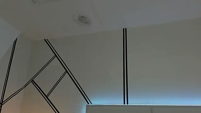 evangeline valencia online show from 03-29-26, 04:18