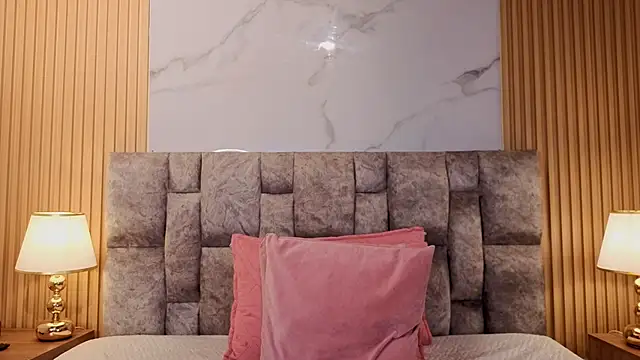 lady dark  online show from 03-13-26, 08:04