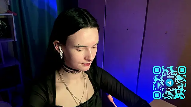 Snapshot of MabelDefina chatting on 03-26-26, 11:05 MabelDefina online show from 03-26-26, 11:05