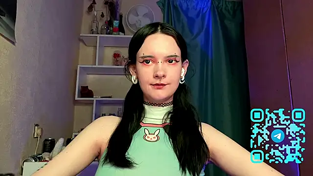 Snapshot of MabelDefina chatting on 04-05-26, 11:07 MabelDefina online show from 04-05-26, 11:07