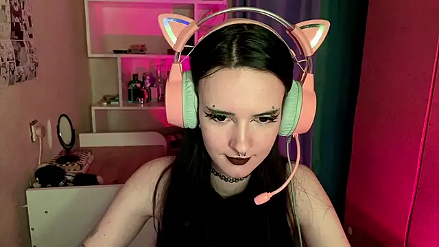 MabelDefina online show from 05-20-26, 05:02