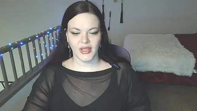 Snapshot of VixieNyx chatting on 03-07-26, 02:08 VixieNyx online show from 03-07-26, 02:08