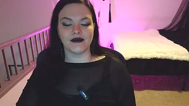 Snapshot of VixieNyx chatting on 04-21-26, 02:56 VixieNyx online show from 04-21-26, 02:56