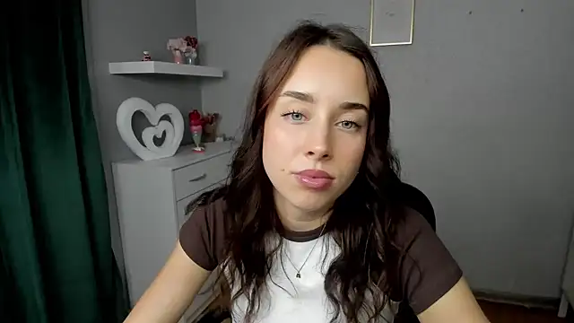 AdeleSolo online show from 05-22-26, 05:36
