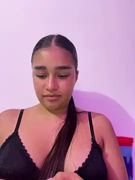 Snapshot of I_Samanthaa chatting on 03-09-26, 05:11 I Samanthaa online show from 03-09-26, 05:11