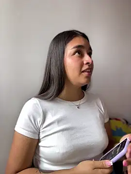 Snapshot of I_Samanthaa chatting on 03-25-26, 10:05 I Samanthaa online show from 03-25-26, 10:05