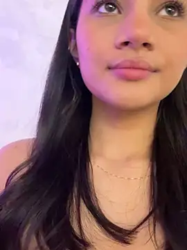 AlessiaVallmont online show from 03-10-26, 11:59