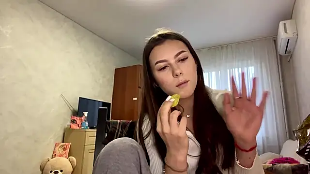 StephaniCute online show from 04-30-26, 03:07
