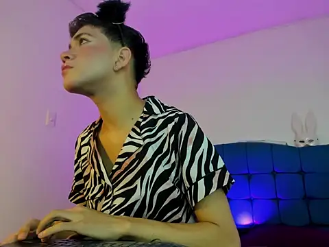 Snapshot of Ailanys_Miller chatting on 03-07-26, 12:57 Ailanys Miller online show from 03-07-26, 12:57