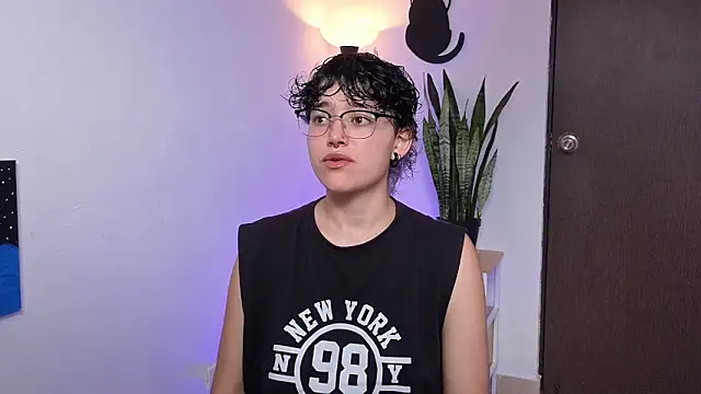 Snapshot of jeroharper_ chatting on 04-14-26, 07:31 jeroharper online show from 04-14-26, 07:31