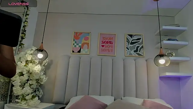 Snapshot of Mia_Bailey_ chatting on 04-20-26, 03:09 Mia Bailey online show from 04-20-26, 03:09