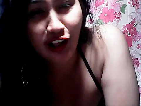 Snapshot of Sh1nbae22 chatting on 02-23-26, 12:19 Sh1nbae22 online show from 02-23-26, 12:19