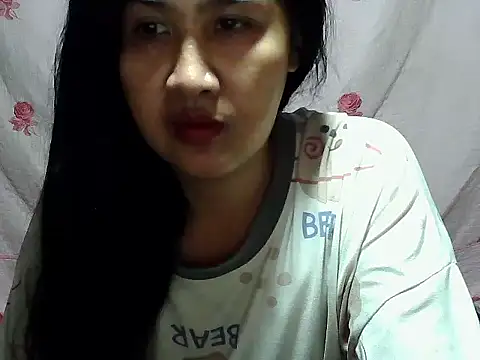 Snapshot of Sh1nbae22 chatting on 04-24-26, 08:50 Sh1nbae22 online show from 04-24-26, 08:50