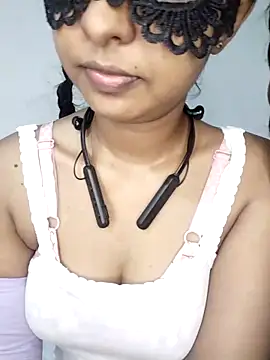 Snapshot of ASHANYA_JAYASOORIYA chatting on 05-13-26, 05:05 ASHANYA JAYASOORIYA online show from 05-13-26, 05:05