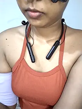 Snapshot of ASHANYA_JAYASOORIYA chatting on 05-20-26, 01:17 ASHANYA JAYASOORIYA online show from 05-20-26, 01:17