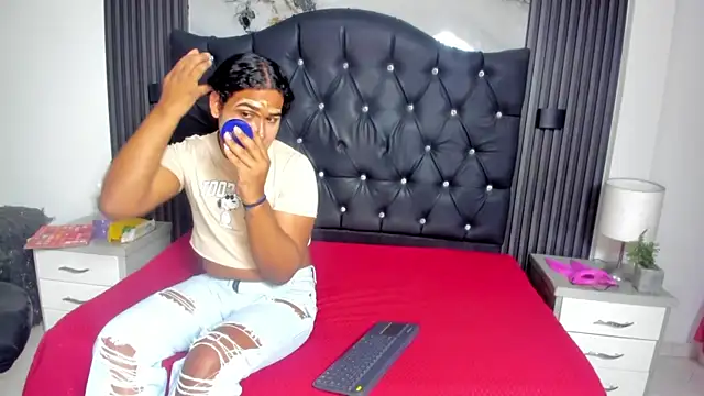 Valentina-Nova- online show from 05-14-26, 07:42