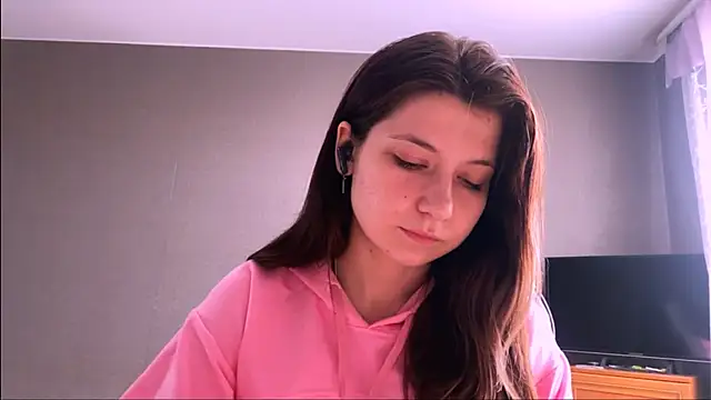 LunnaBliss online show from 03-31-26, 01:22