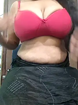 Snapshot of SonaliVerma chatting on 02-18-26, 07:59 SonaliVerma online show from 02-18-26, 07:59