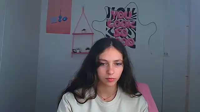 KissMeJulia online show from 07-05-26, 05:25
