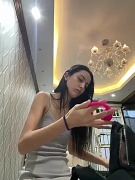 violetta cutest  online show from 04-01-26, 11:11