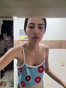 violetta cutest  online show from 04-02-26, 03:31