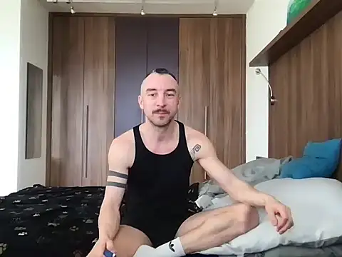 MikeVesrano online show from 02-17-26, 03:19