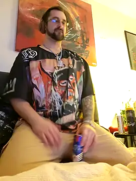 Snapshot of LargeLith chatting on 03-27-26, 09:25 LargeLith online show from 03-27-26, 09:25