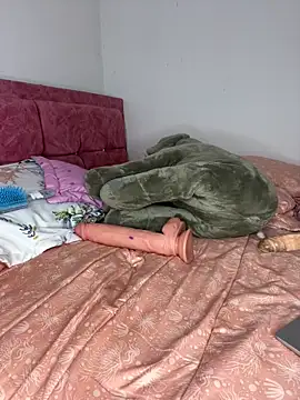 Snapshot of Sofia-squir chatting on 04-02-26, 07:17 Sofia-squir online show from 04-02-26, 07:17