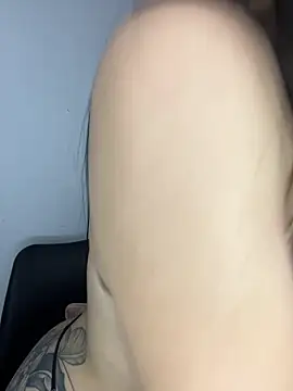 Snapshot of Sofia-squir chatting on 04-05-26, 03:26 Sofia-squir online show from 04-05-26, 03:26