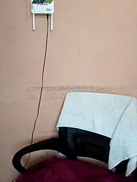 Snapshot of indianstrawberrylips4u chatting on 04-14-26, 05:24 indianstrawberrylips4u online show from 04-14-26, 05:24