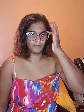 Snapshot of indianstrawberrylips4u chatting on 05-21-26, 05:14 indianstrawberrylips4u online show from 05-21-26, 05:14
