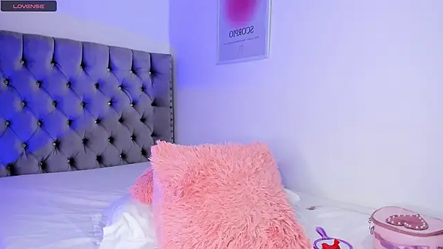 eva cutee  online show from 03-07-26, 10:07