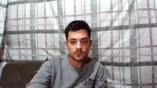 Snapshot of machodotado97 chatting on 04-12-26, 08:47 machodotado97 online show from 04-12-26, 08:47