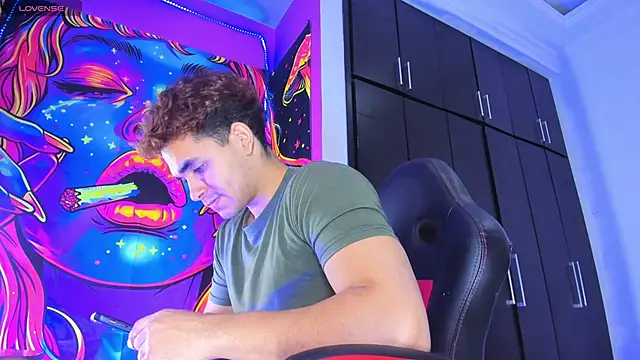 Snapshot of marcos_lc chatting on 03-17-26, 12:08 marcos lc online show from 03-17-26, 12:08