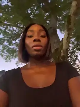 Snapshot of ZarahFerreira chatting on 03-17-26, 11:30 ZarahFerreira online show from 03-17-26, 11:30