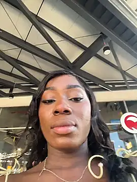 Snapshot of ZarahFerreira chatting on 04-02-26, 09:56 ZarahFerreira online show from 04-02-26, 09:56