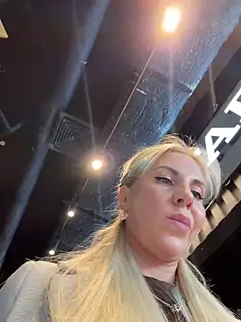 LisaMurr online show from 05-07-26, 12:21