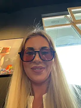 LisaMurr online show from 05-14-26, 12:01