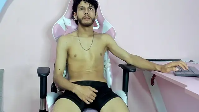 LuckySammer online show from 02-19-26, 02:46