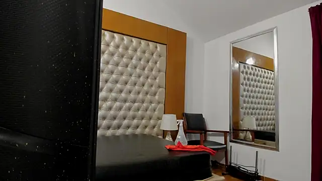 IsabellaaLux  online show from 05-14-26, 08:26