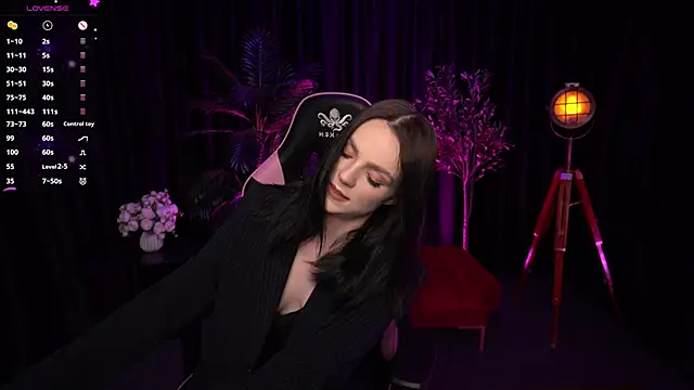 Snapshot of Wild_Alice_me chatting on 04-29-26, 03:27 Wild Alice me online show from 04-29-26, 03:27