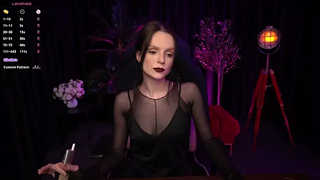 Snapshot of Wild_Alice_me chatting on 05-07-26, 03:17 Wild Alice me online show from 05-07-26, 03:17
