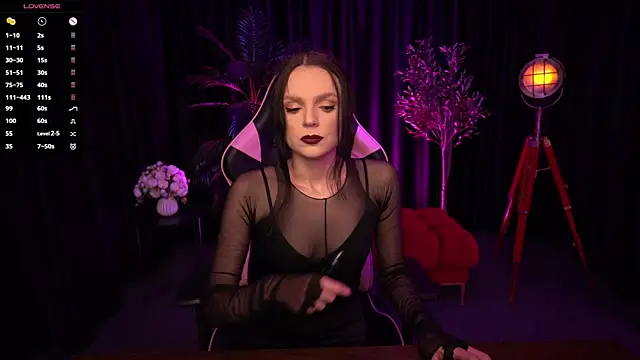 Snapshot of Wild_Alice_me chatting on 05-15-26, 03:52 Wild Alice me online show from 05-15-26, 03:52